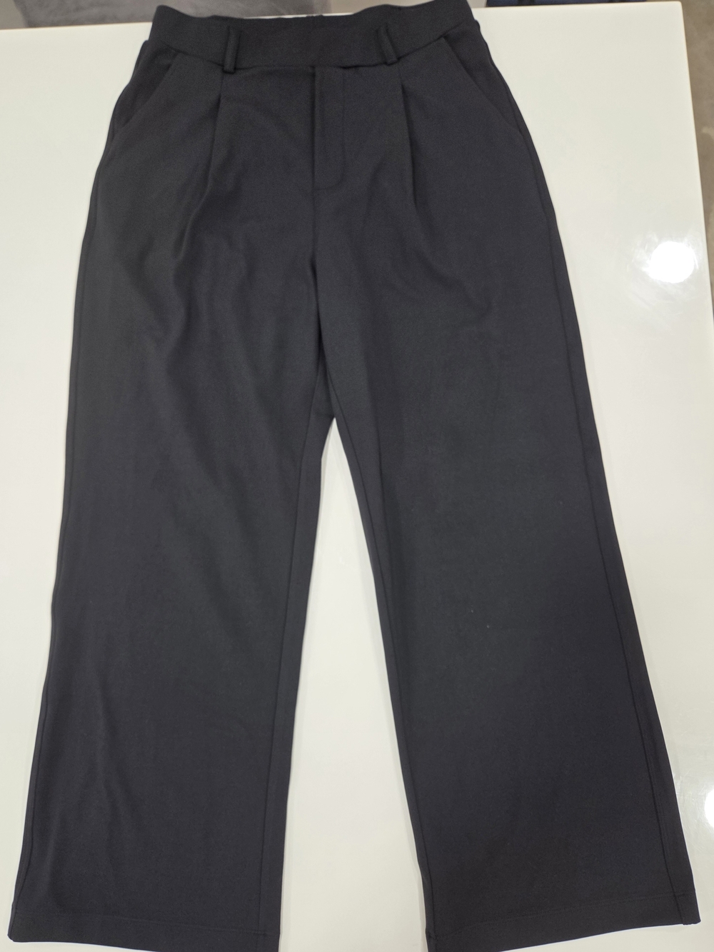 Woman's Classic Black Pleated  Pants